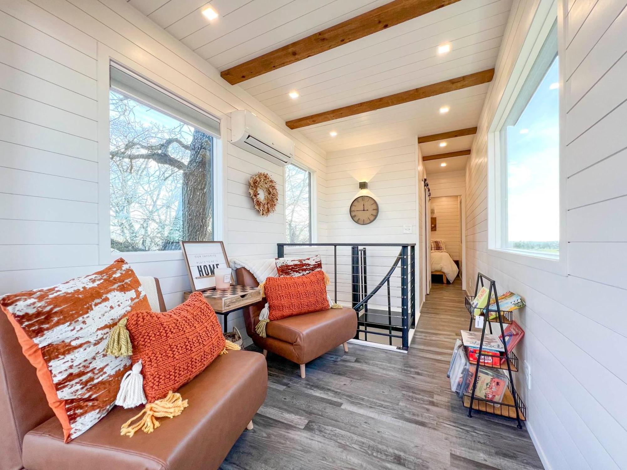 New The Flagship 2 Story Container Home Waco Buitenkant foto