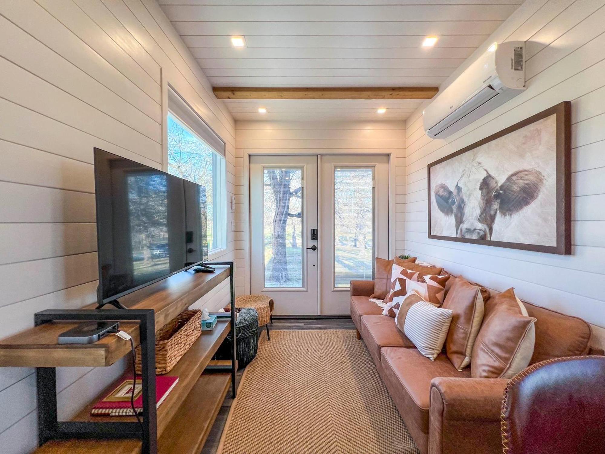 New The Flagship 2 Story Container Home Waco Buitenkant foto